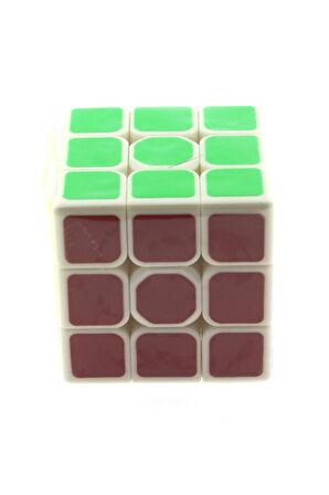 Beyaz Zemin Üzeri Renkli Zeka Küpü 3X3X3-5,5cm Kız Erkek Çocuk Oyuncak Eğitici Oyuncaklar