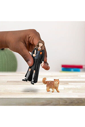 42635 Schleich - Hermione Granger ve Crookshanks - Harry Potter Serisi +3 yaş Kız Erkek Çocuk Oyunca