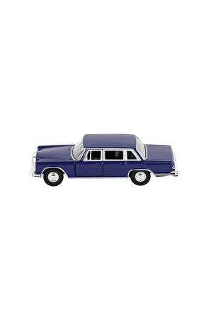 43834 Welly Mercedes Benz 1:32 Çek Bırak Model Arabalar - 1adet Stokta Olan Gönderilir Kız Erkek Çoc