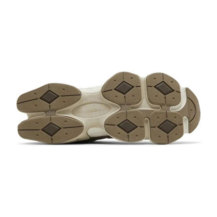 New Balance 9060 Mushroom Brown (1 Beden Büyük alınız)