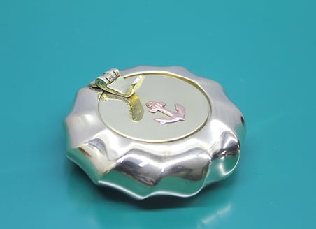 Premium Stil Sahibi Nostaljik Obje Salon Objesi Pirinç Çapalı Kapaklı Küllük 4157/3