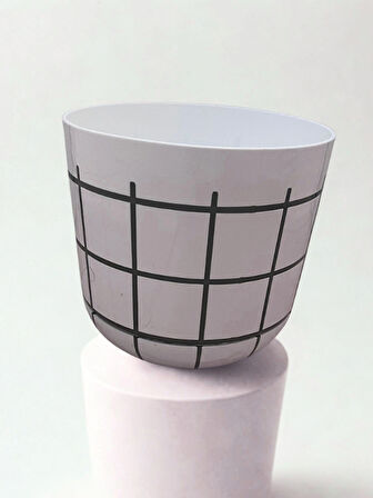 Dekoratif Seramik Karasu Saksı – Siyah Beyaz Karo Desen No 2