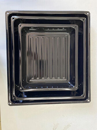 Emaye Kare Tepsi 38 cm ( 34 CM x 38 CM)