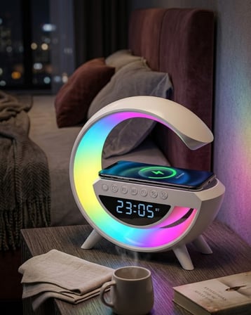 RGB Işıklı Kablosuz Şarjlı Bluetooth Hoparlör Saat ve Alarm Özellikli -