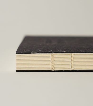 unmei dolma kalem uyumlu açık ciltli sert kapak siyah defter