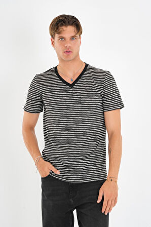 ALEXANDERGARDI V Yaka Çizgili T-shirt