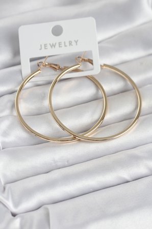 Gold Renk Pirinç Köşeli Kenar Halka 54 mm Kadın Küpe 5886