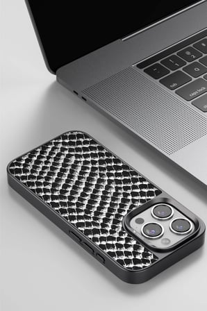 Venco Apple iPhone 15 Pro Max Viper Kapak - Kahverengi