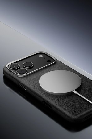 Joko Apple iPhone 17 Pro Max Wonder Deri Magsafe Kapak - Beyaz