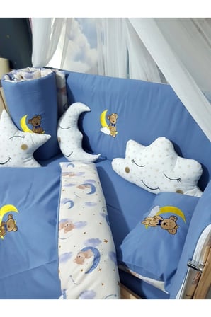 70x130 Nakışlı Bebek Uyku Seti İsimli - Lüks Cibinlik Ve Aparat - Ayda Oturan Ayıcık Motifli