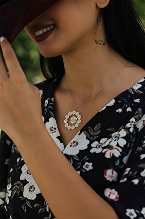 925 Ayar Rose Altın Kaplama Gümüş Papatya Kolye