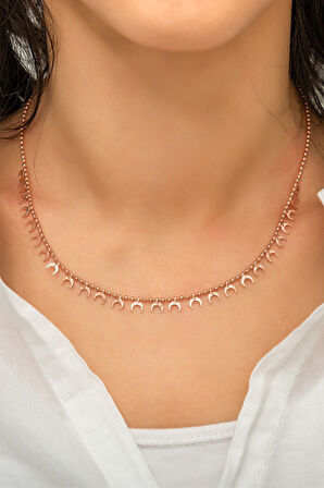 925 Ayar Gümüş Sıralı Hilal Pul Kolye