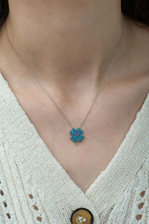 925 Ayar Rodyum Kaplama Taşlı Gümüş Yonca Kolye