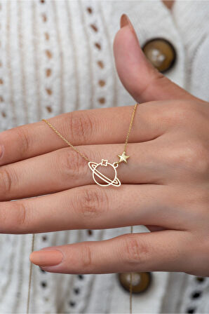 Orta Boy Gezegen Kolye 14 Ayar Altın Kaplama 925 Ayar Gümüş Uvps100868