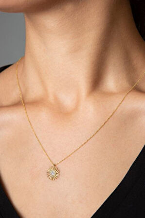 Kadın Güneş Model 925 Ayar Gümüş Kolye