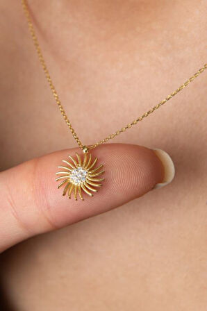 Kadın Güneş Model 925 Ayar Gümüş Kolye