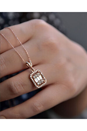 925 Ayar Gümüş Baget Taşlı Kare Kolye