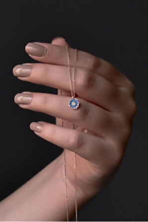 925 Ayar Gümüş Mint Yeşili Mineli Taşlı Papatya Kolye