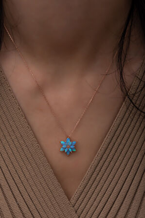 Açık Mavi Opal Taşlı 925 Ayar Gümüş Lotus Kolye