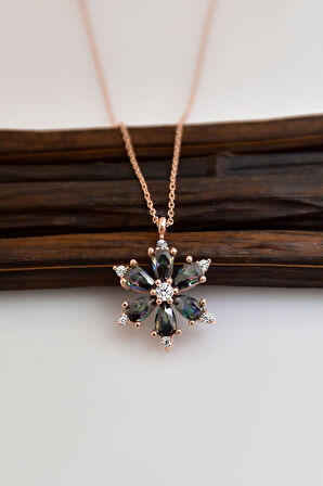 925 Ayar Gümüş Rose Mistik Topaz Taşlı Kamelya Çiçeği Kadın Kolye