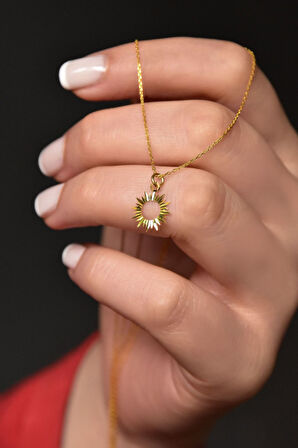 925 Ayar Gümüş Altın Kaplama Kristal Kesim Güneş Kadın Kolye