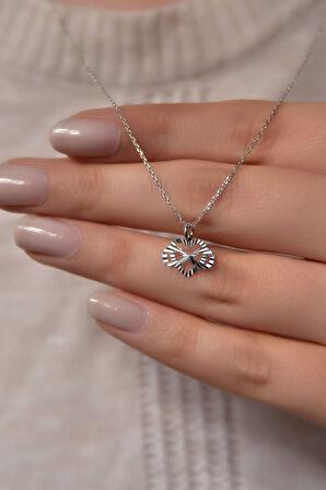 925 Ayar Gümüş Rodyum Kaplama Kristal Kesim Kalp Sonsuzluk Kadın Kolye