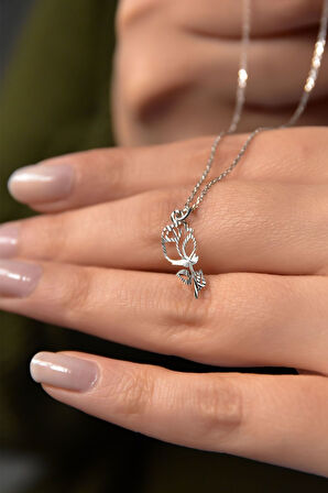 925 Ayar Gümüş Rodyum Kaplama Kristal Kesim Gül Kadın Kolye