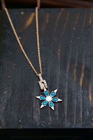 925 Ayar Gümüş Rose Kaplama Mavi Mineli Kamelya Çiçeği Kolye