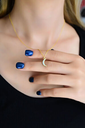 925 Ayar Gümüş Altın Kaplama Beyaz Mineli Hilal Kadın Kolye