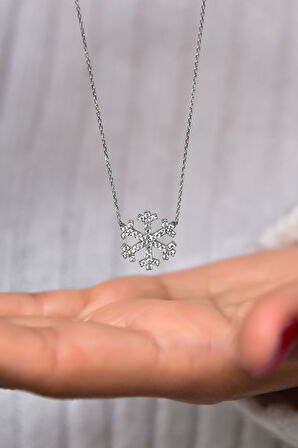 925 Ayar Gümüş Rodyum Kaplama Kartanesi Kolye