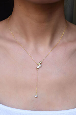 925 Ayar Gümüş Altın Kaplama Taşlı Tasarım Kolye