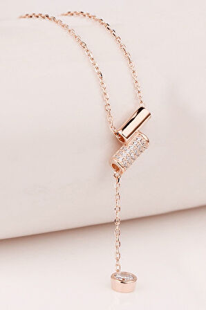 925 Ayar Gümüş Rose Kaplama Taşlı Tasarım Kolye