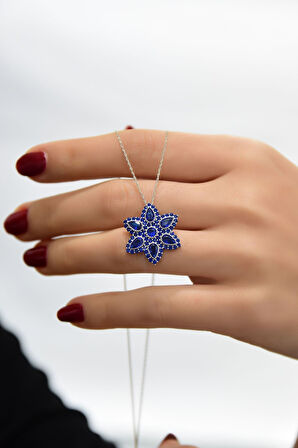 925 Ayar Gümüş Rodyum Kaplama Safir Damla Lotus Kolye