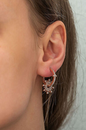 925 Ayar Rose Altın Kaplama Zirkon Taşlı Yıldız Gümüş Küpe