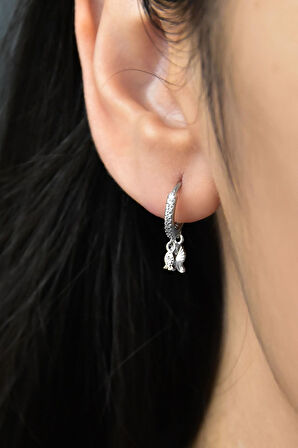 925 Ayar Gümüş Rodyum Kaplama Balık Figürlü Halka Kadın Küpe