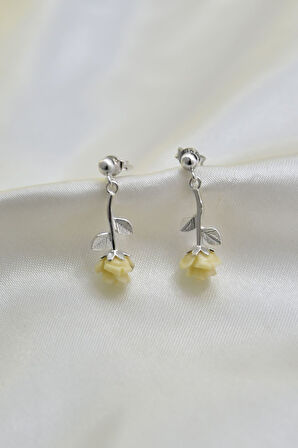 925 Ayar Gümüş Rodyum Kaplama Beyaz Gül Model Çivili Kadın Küpe