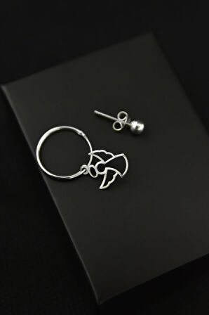 925 Ayar Gümüş Rodyum Kaplama Melek Figürlü Halka Ve Top Küpe