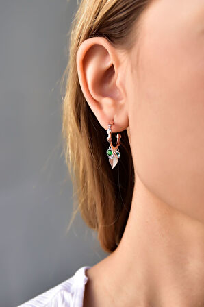 925 Ayar Gümüş Rose Kaplama Renkli Taşlı Yapraklı Halka Küpe