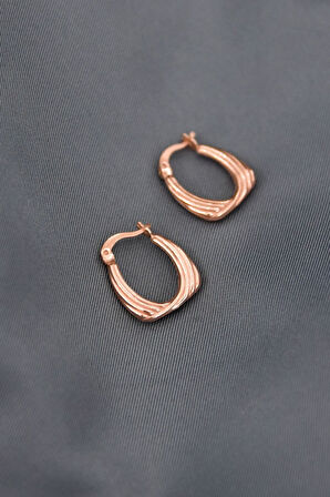 925 Ayar Gümüş Rose Kaplama Çizgi Desenli Drop Klipsli Kadın Küpe