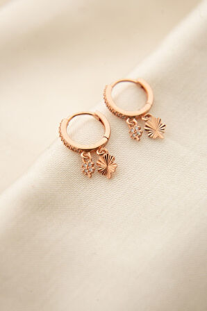 925 Ayar Gümüş Yonca Figürlü Halka Kadın Küpe