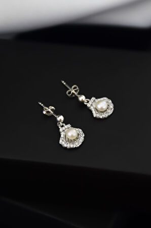 925 Ayar Gümüş Rodyum Kaplama Deniz Kabuğu Inci Çivili Küpe