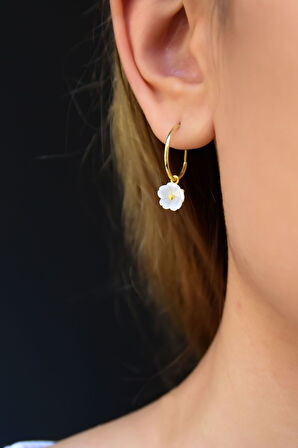 925 Ayar Gümüş Altın Kaplama Manolya Çiçek Halka Küpe