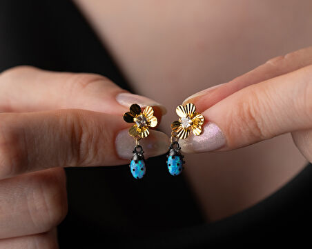 925 Ayar Gümüş Gold Renk Yonca Küpe Uğur Böceği Sallantılı