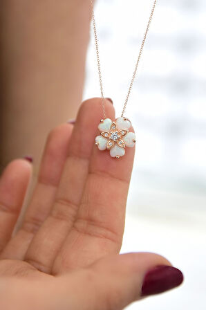 925 Ayar Gümüş Rose Kaplama Beyaz Opal Taşlı Unutma Beni Çiçeği Kolye