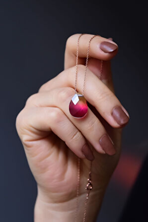 925 Ayar Gümüş Rose Kaplama Ateş Damla Kolye