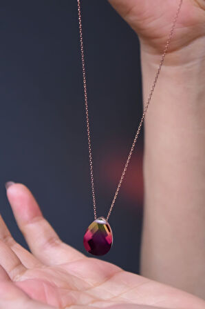 925 Ayar Gümüş Rose Kaplama Ateş Damla Kolye