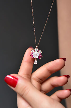 925 Ayar Gümüş Rose Kaplama Tasarım Fuşya Taşlı Sedef Manolya Çiçeği Kolye