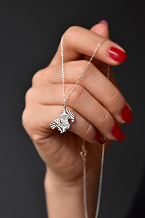 925 Ayar Gümüş Rodyum Kaplama Kristal Kesim Fındık Kurdu Sincap Kolye