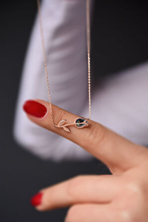 925 Ayar Gümüş Rose Kaplama Mistik Taşlı Lale Kolye