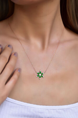 925 Ayar Rose Kaplama Yeşil Sedef Mineli Kamelya Çiçeği Kolye